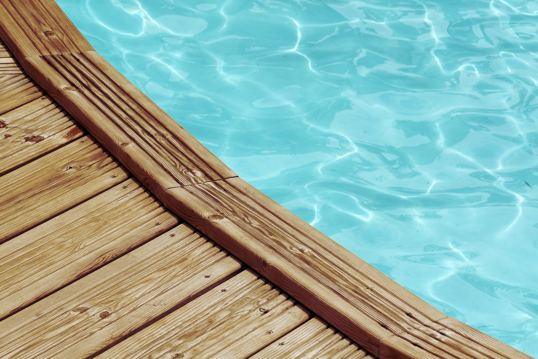 piscine semi enterrée
